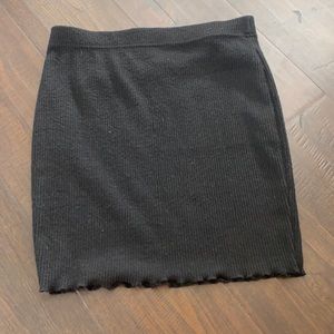 women’s black pencil skirt